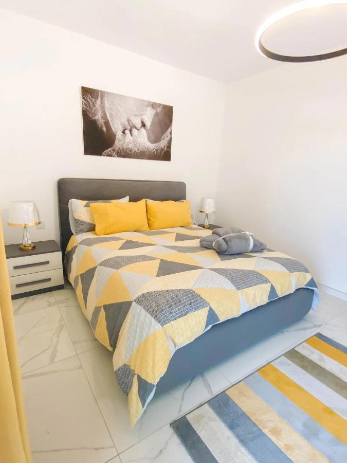شقة The Blue Mill Penthouse With Beautiful Views ناسار المظهر الخارجي الصورة
